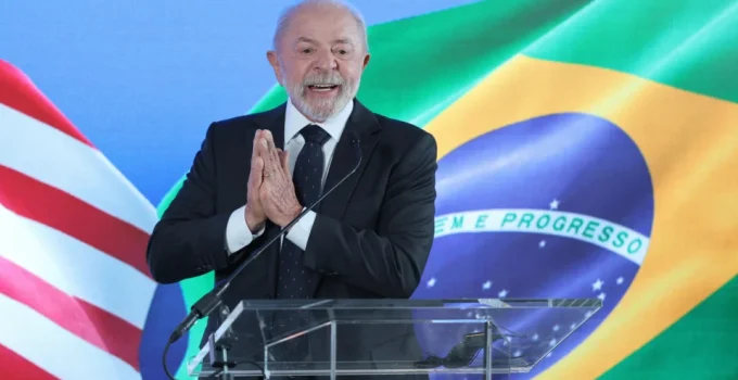 Governo Lula repudia prorrogação de emergência dos EUA contra o Brasil