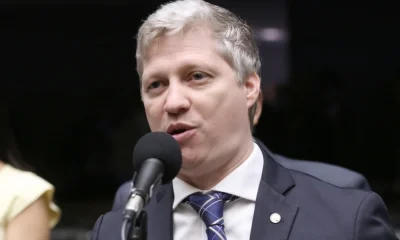 Justiça nega ação do PT contra Van Hattem por chamá-lo de 'ladrão'