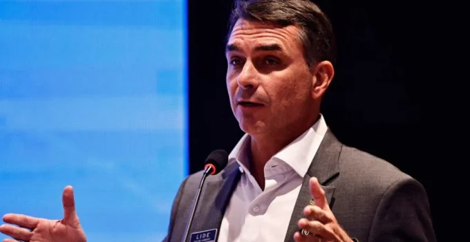 Polícia Federal cogita pedir à Interpol rastreio de R$ 61 milhões ligados a financiamento de filme sobre Bolsonaro