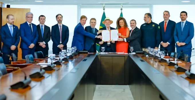 Lula sanciona lei que destina parte da arrecadação das bets à Polícia Federal