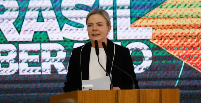 TJDFT barra recurso de Gleisi Hoffmann contra deputado por ofensas