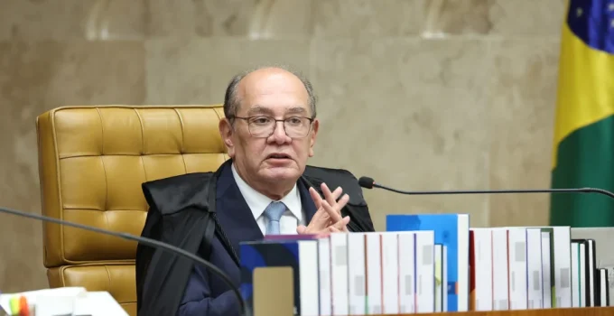 Desembargador chama Gilmar Mendes de "inimigo número um" da Justiça do Trabalho