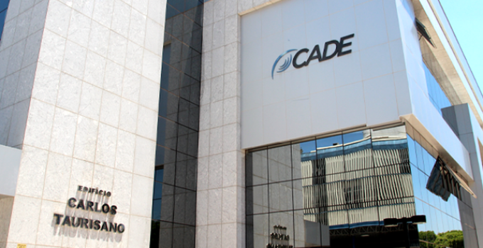 Pressão de EUA e oposição trava avanço de regulação de big techs pelo Cade na Câmara Pressão de EUA e oposição trava avanço de regulação de big techs pelo Cade na Câmara