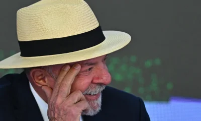 Lula admite ter errado ao pedir votos na Bahia e prevê multa
