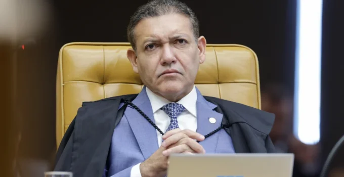 Nunes Marques libera ex-senador Acir Gurgacz para disputar eleições em decisão liminar Nunes Marques libera ex-senador Acir Gurgacz para disputar eleições em decisão liminar