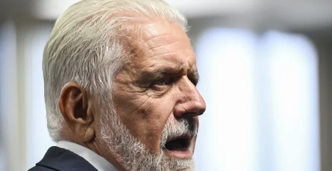 Patrimônio de Jaques Wagner Salta para R$ 24,5 milhões, um Aumento de 630%