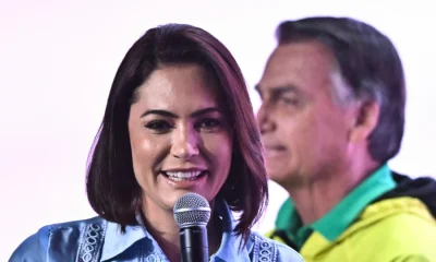 Michelle Bolsonaro confirma candidatura ao Senado um dia antes de anúncio de vice de Flávio