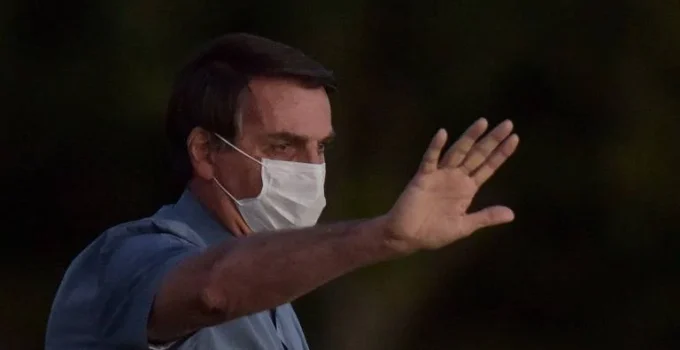 Aliados de Bolsonaro resgatam desinformação sobre Covid-19 em ano eleitoral Aliados de Bolsonaro resgatam desinformação sobre Covid-19 em ano eleitoral