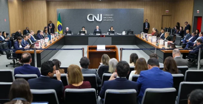 CNJ afasta por 60 dias desembargadores do TRF4 por descumprimento de ordens do STF na Lava Jato