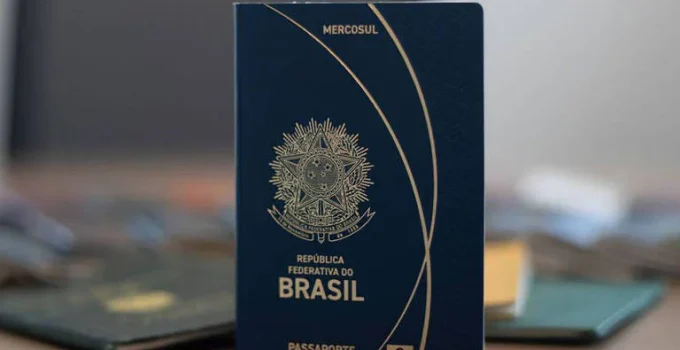 Consulados brasileiros no exterior centralizam emissão de passaportes no Brasil