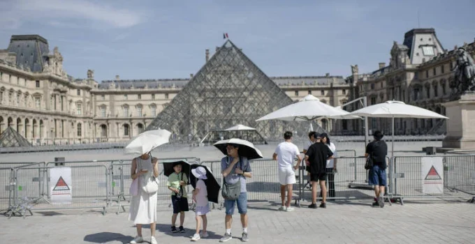 Onda de calor na Europa: Dicas para turistas enfrentarem o calor extremo