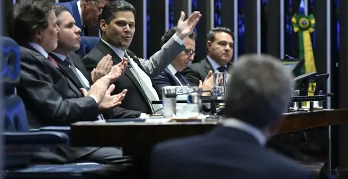 Centrão mira 2027: Foco em bancadas robustas para controlar Câmaras e Senado Centrão mira 2027: Foco em bancadas robustas para controlar Câmaras e Senado