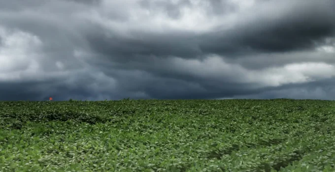 Paraná e Santa Catarina em alerta: risco de temporais persiste após ciclone