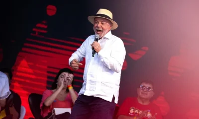 Lula exalta MTST e critica elite brasileira por tentativas de "sujar" seu nome