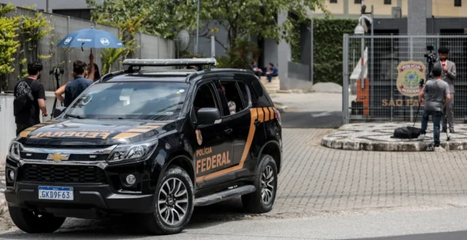 Polícia Federal desmembra investigações bilionárias do INSS para cumprir prazo do STF Polícia Federal desmembra investigações bilionárias do INSS para cumprir prazo do STF