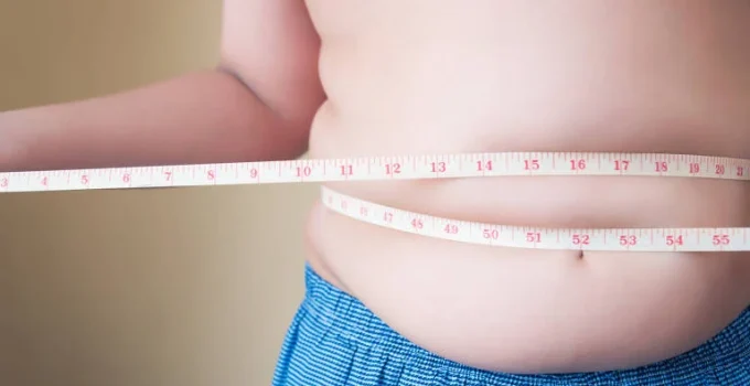 Obesidade pode ser responsável por mais de 1 em cada 10 casos de câncer, aponta pesquisa