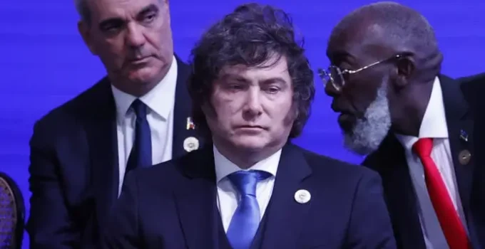 Governo Milei promete revelar fontes de acusação de campanha anti-Argentina com suposto financiamento brasileiro Governo Milei promete revelar fontes de acusação de campanha anti-Argentina com suposto financiamento brasileiro