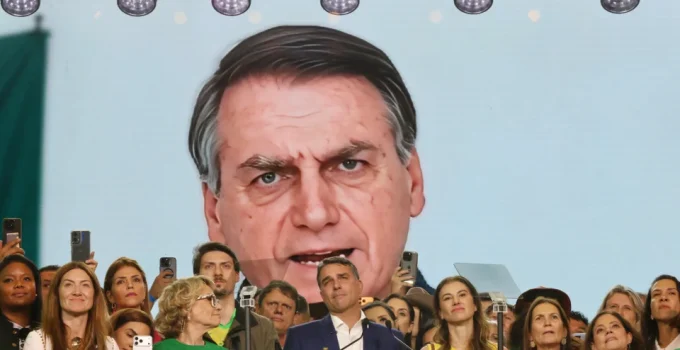 Federação do PT contesta defesa de Flávio Bolsonaro sobre uso de deepfake Federação do PT contesta defesa de Flávio Bolsonaro sobre uso de deepfake