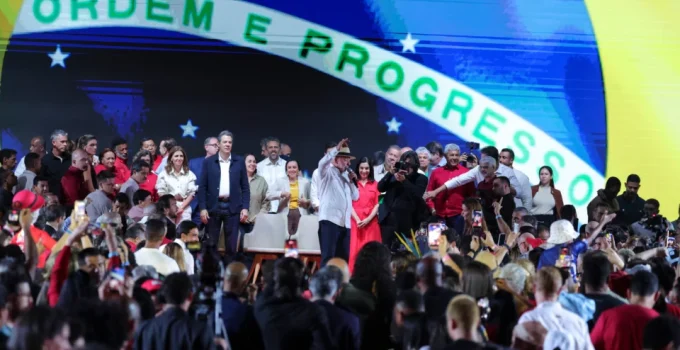 Lula: Programa de Governo Recicla Discurso de Soberania e Estado como Motor de Desenvolvimento Lula: Programa de Governo Recicla Discurso de Soberania e Estado como Motor de Desenvolvimento