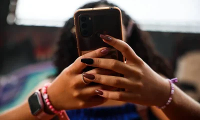 Adolescentes em Risco: Como Identificar Sinais de Coerção Online e Iniciar um Diálogo Seguro