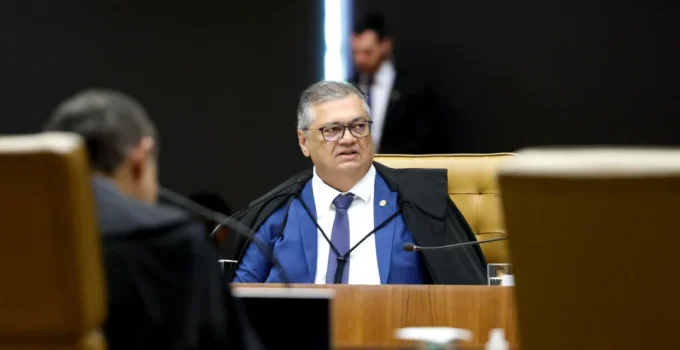 STF estabelece prazo de dois anos para regulamentação da mineração em terras indígenas STF estabelece prazo de dois anos para regulamentação da mineração em terras indígenas