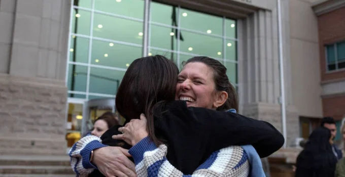 Juiz dos EUA suspende proibição de aborto em Idaho por violar saúde de gestantes