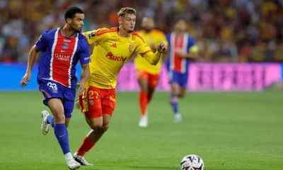 Lens desafia prognósticos e supera PSG para conquistar a Supercopa da França com um a menos