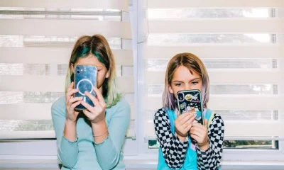 Proibir redes sociais para jovens não é a solução mágica, diz especialista