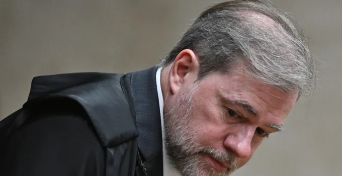 Justiça britânica ignora decisão de Toffoli e mantém uso de provas da Lava Jato