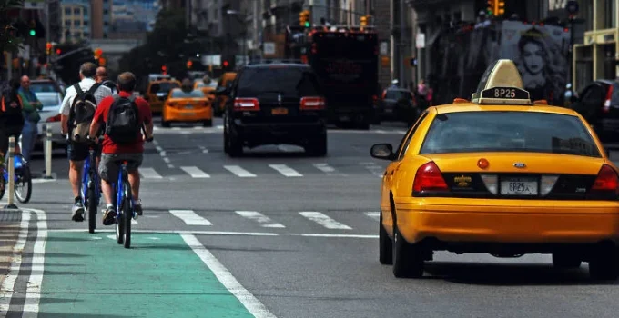 Mapas Mentais e Navegação Constante: A Surpreendente Proteção Cerebral de Motoristas de Táxi