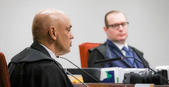 STF inicia ação penal contra Silas Malafaia e expõe divergência entre Zanin e Moraes