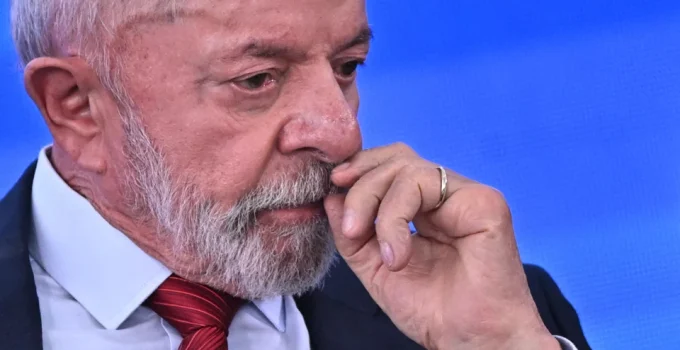 Lobista afirma que Lula ofereceu cargo em governo, diz revista