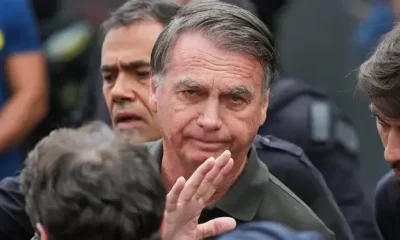 Moraes libera Carlos e Jair Renan para visitarem Bolsonaro em prisão domiciliar