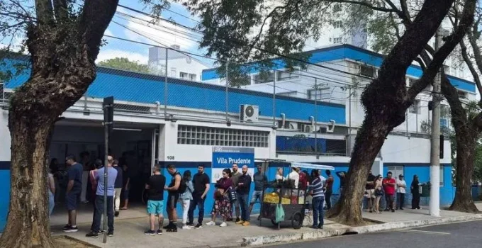 Dia D de Multivacinação registra alta procura em São Paulo e aplica centenas de milhares de doses