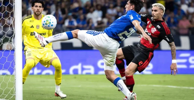 Flamengo cede virada para o Cruzeiro no Mineirão e perde chance de assumir a liderança