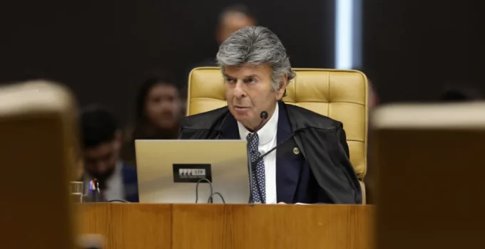 Fux critica Receita Federal por focar em Pix e negligenciar setor de bebidas
