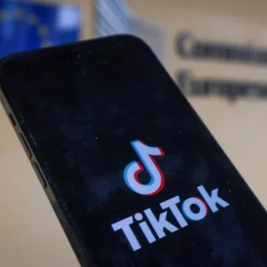 ANPD multa TikTok em R$ 153,7 milhões por falhas na proteção de dados de menores