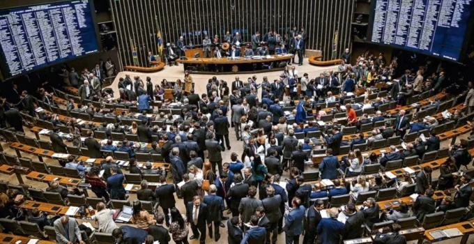 Congresso Nacional engaveta 7 em cada 10 medidas do governo Lula