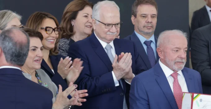 Janja e Fachin discutem estratégias contra o feminicídio em reunião no STF