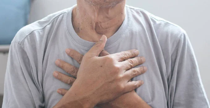 Medicamento para asma da AstraZeneca mostra eficácia contra inflamação crônica no esôfago