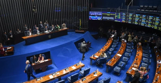 Senado antecipa pauta e realiza sessões nesta sexta para analisar propostas do governo