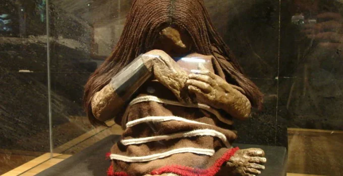 Estudo revela detalhes inéditos sobre sacrifícios humanos no Império Inca Estudo revela detalhes inéditos sobre sacrifícios humanos no Império Inca