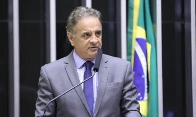 Aécio Neves confirma candidatura ao Senado por Minas Gerais e afasta apoio a Lula