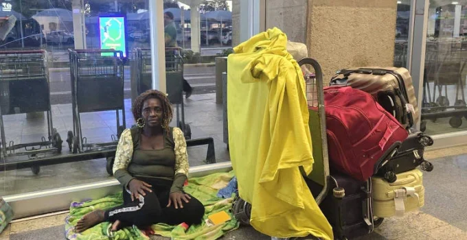Mulher de Serra Leoa: Incertezas Marcam Destino Após Oito Meses em Aeroporto de Belém Mulher de Serra Leoa: Incertezas Marcam Destino Após Oito Meses em Aeroporto de Belém