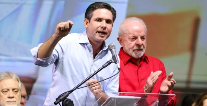 Arthur Lira antecipa votação da "taxa das blusinhas" após encontro com Lula