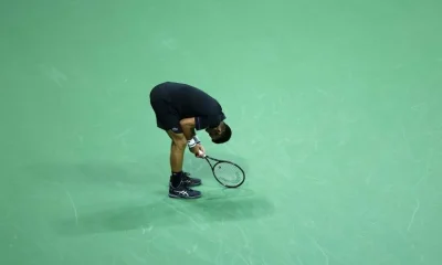 Djokovic choca ao ser eliminado precocemente no US Open e levanta dúvidas sobre futuro