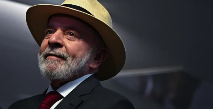 Lula reúne empresários e banqueiros em jantar estratégico a um mês da eleição
