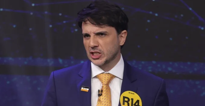 Renan Santos acusa Toffoli de "cassação branca" após decisão do TSE