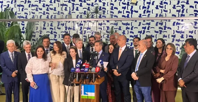 Oposição pede prisão de Moraes e afastamento do diretor da PF após vazamento de mensagens