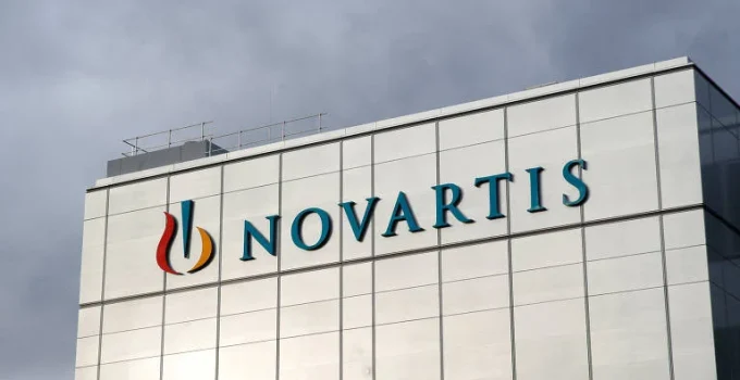 Novartis suspende testes de terapia celular para doenças autoimunes após mortes de pacientes Novartis suspende testes de terapia celular para doenças autoimunes após mortes de pacientes